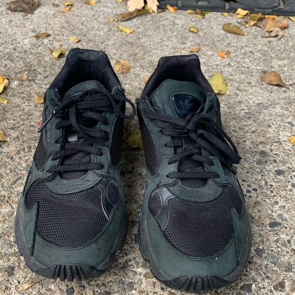 Adidas falcons in black :) - Picture 2 of 5